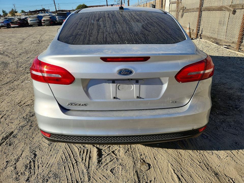 2015 Ford Focus მანქანა იყიდება აუქციონზე, vin: 1FADP3F25FL257191, აუქციონის ნომერი: 71873046