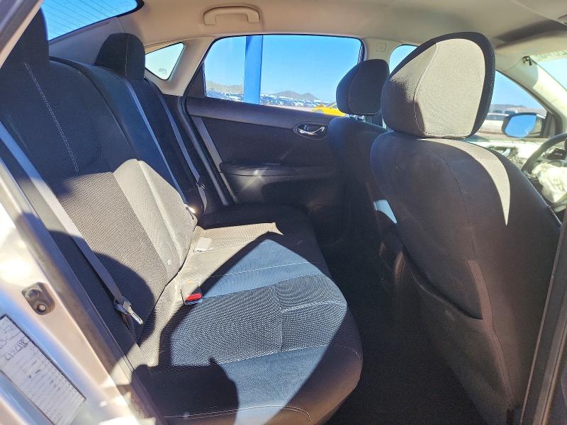 71502676 :رقم المزاد ، 3N1AB7AP0JY301817 vin ، 2018 Nissan Sentra مزاد بيع