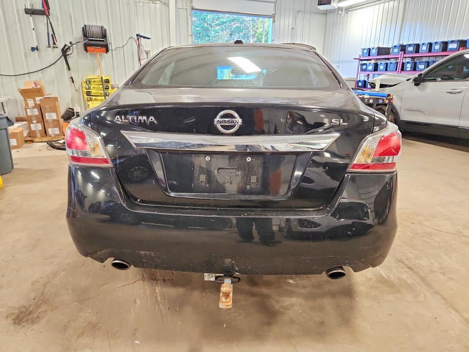 2015 Nissan Altima მანქანა იყიდება აუქციონზე, vin: 1N4AL3AP1FN863058, აუქციონის ნომერი: 71469746