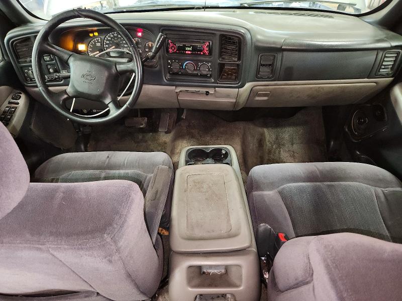 71412136 :رقم المزاد ، 1GNEK13ZX2J220136 vin ، 2002 Chevrolet Tahoe مزاد بيع