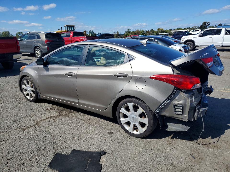 2013 Hyundai Elantra მანქანა იყიდება აუქციონზე, vin: 5NPDH4AE8DH323569, აუქციონის ნომერი: 71229386