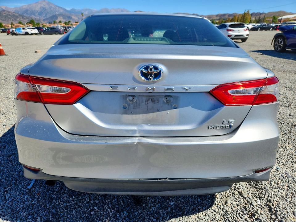 Продажа на аукционе авто 2018 Toyota Camry, vin: 4T1B31HK6JU001901, номер лота: 73108446