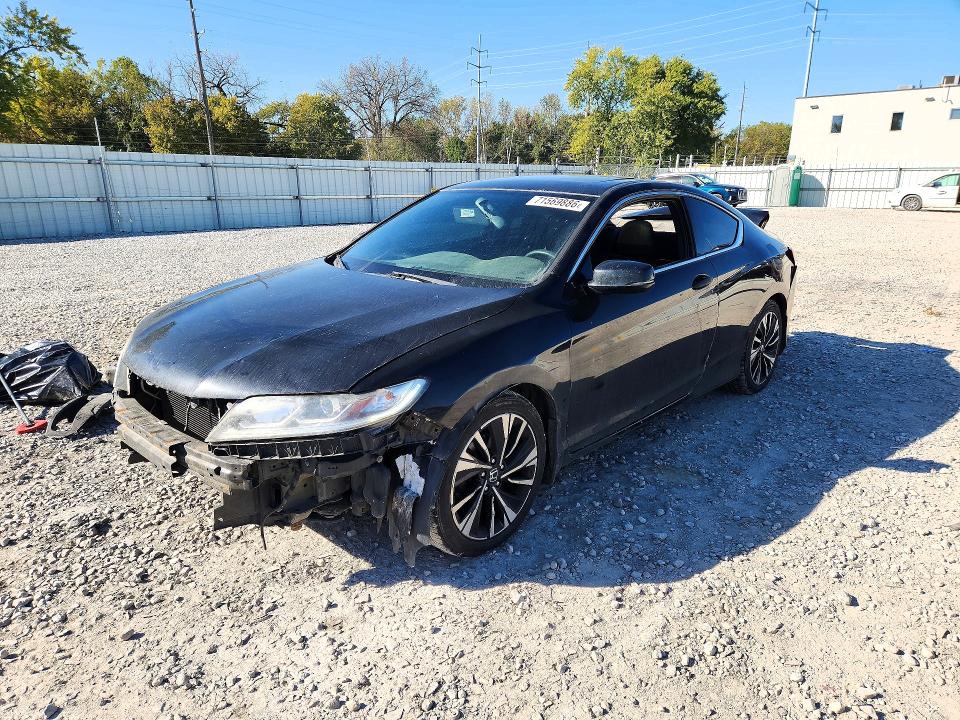 71569886 :رقم المزاد ، 1HGCT1B72HA000836 vin ، 2017 Honda Accord مزاد بيع