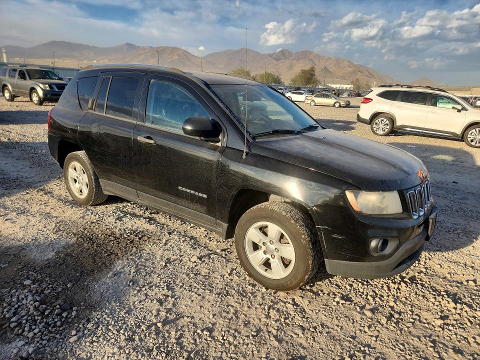 2014 Jeep Compass მანქანა იყიდება აუქციონზე, vin: 1C4NJCBA8ED785992, აუქციონის ნომერი: 71987176