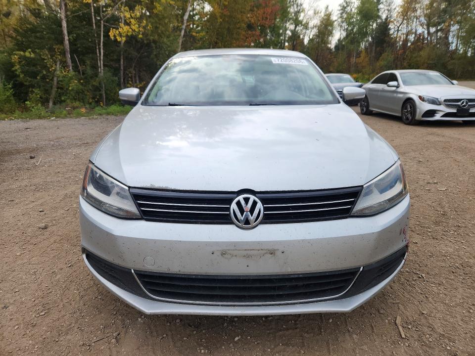 2013 Volkswagen Jetta მანქანა იყიდება აუქციონზე, vin: 3VWLL7AJ3DM381461, აუქციონის ნომერი: 72008206