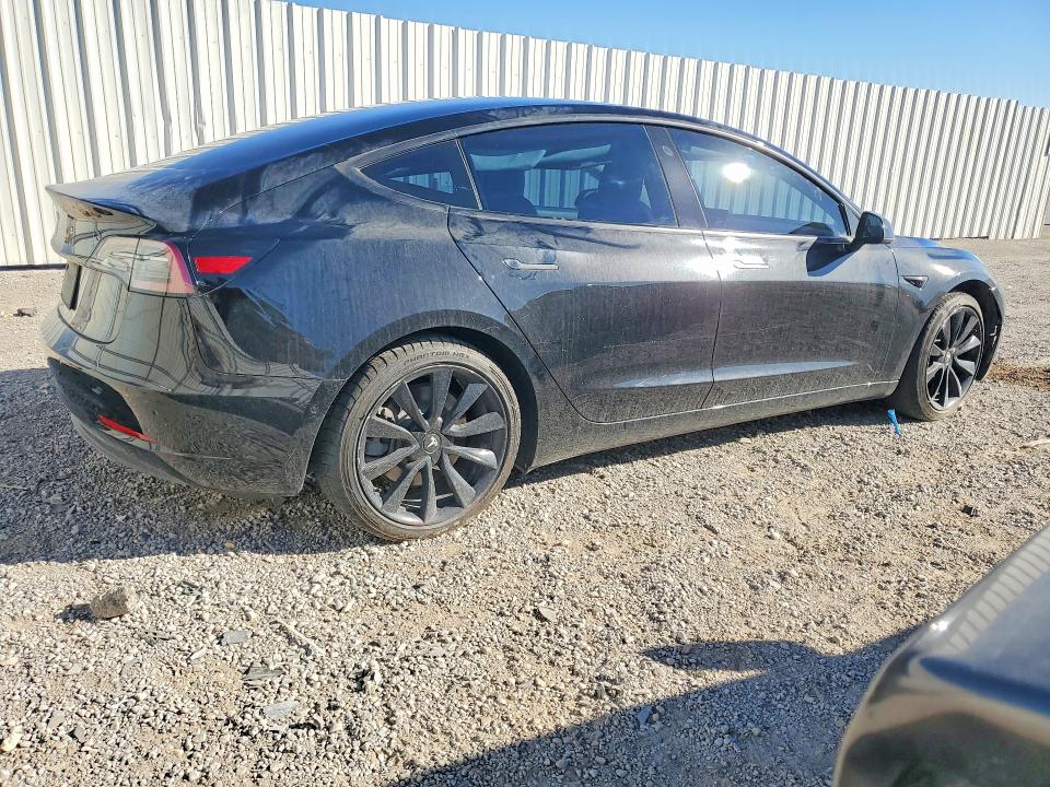 63218566 :رقم المزاد ، 5YJ3E1EA5KF296952 vin ، 2019 Tesla Model 3 مزاد بيع