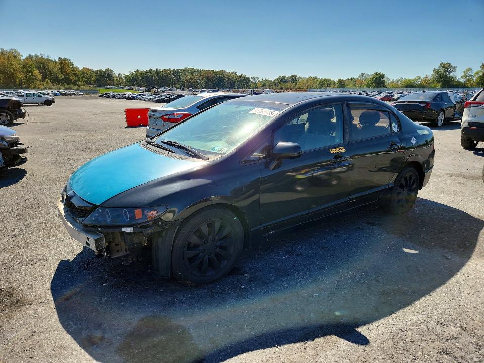 Auction sale of the 2011 Honda Civic, vin: 2HGFA1F81BH521559, lot number: 72092316