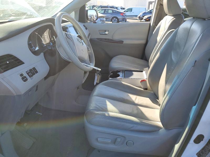 2011 Toyota Sienna მანქანა იყიდება აუქციონზე, vin: 5TDYK3DC5BS114899, აუქციონის ნომერი: 72773316