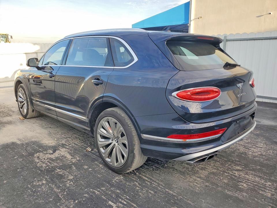 2023 Bentley Bentayga მანქანა იყიდება აუქციონზე, vin: SJAHT2ZV3PC017079, აუქციონის ნომერი: 72021136