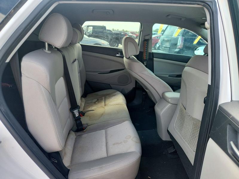 72842636 :رقم المزاد ، KM8J33A24GU240373 vin ، 2016 Hyundai Tucson مزاد بيع