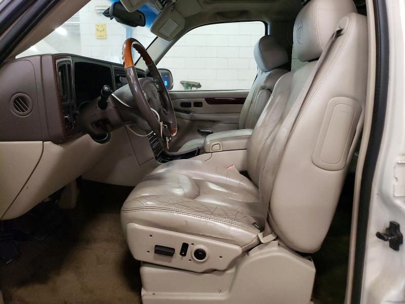 2003 Cadillac Escalade მანქანა იყიდება აუქციონზე, vin: 1GYEK63N13R174955, აუქციონის ნომერი: 71673176