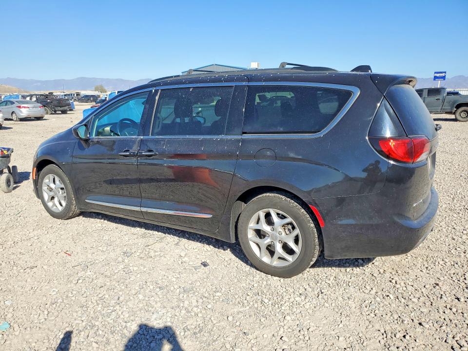 Продаж на аукціоні авто 2017 Chrysler Pacifica, vin: 2C4RC1BG9HR634603, номер лоту: 71299266