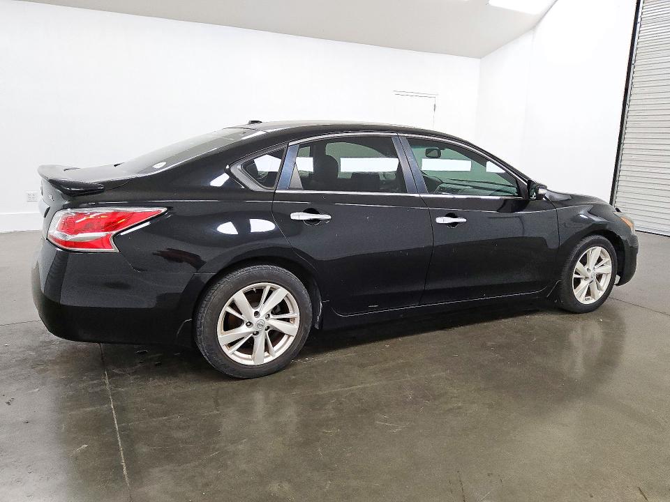 70539136 :رقم المزاد ، 1N4AL3AP5EC118517 vin ، 2014 Nissan Altima مزاد بيع