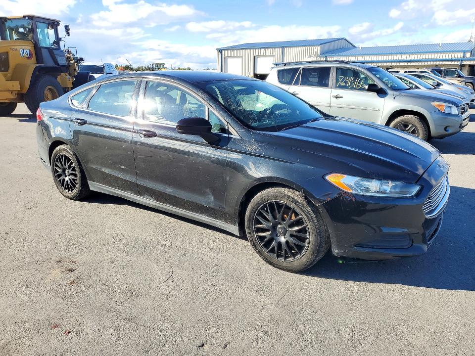 Продажа на аукционе авто 2015 Ford Fusion, vin: 1FA6P0G78F5104651, номер лота: 72414076