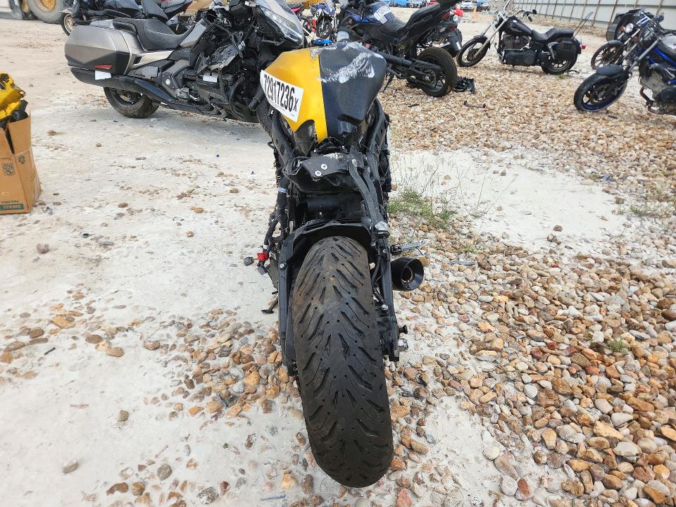 72917236 :رقم المزاد ، JKBZXJK15TA014916 vin ، 2026 Kawasaki Zx636 مزاد بيع