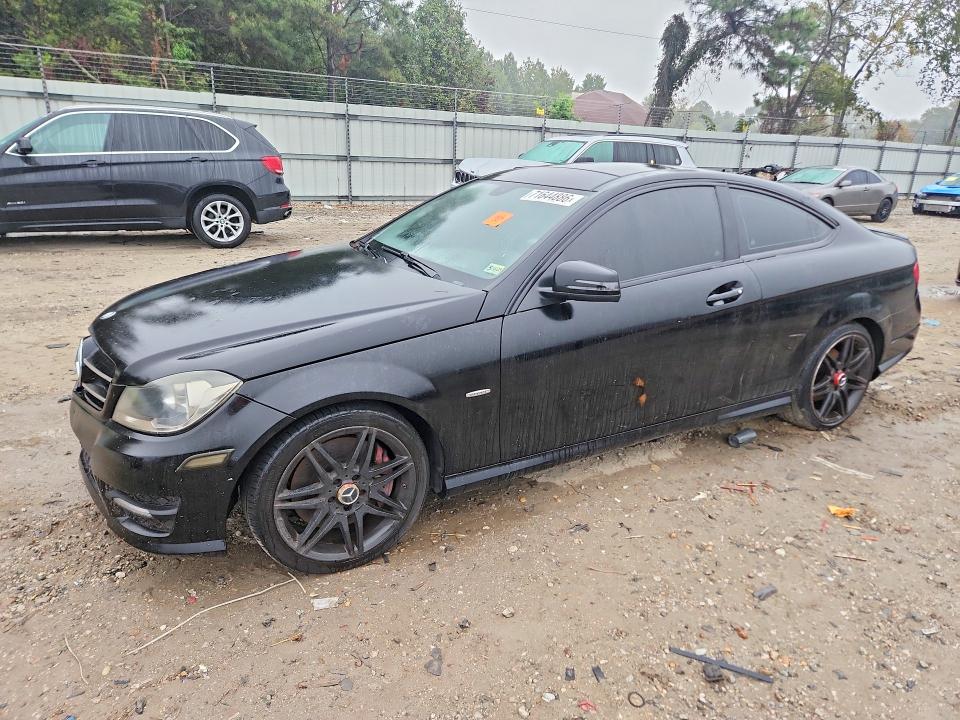 Продаж на аукціоні авто 2014 Mercedes-benz C, vin: WDDGJ4HB9EG282409, номер лоту: 71644886