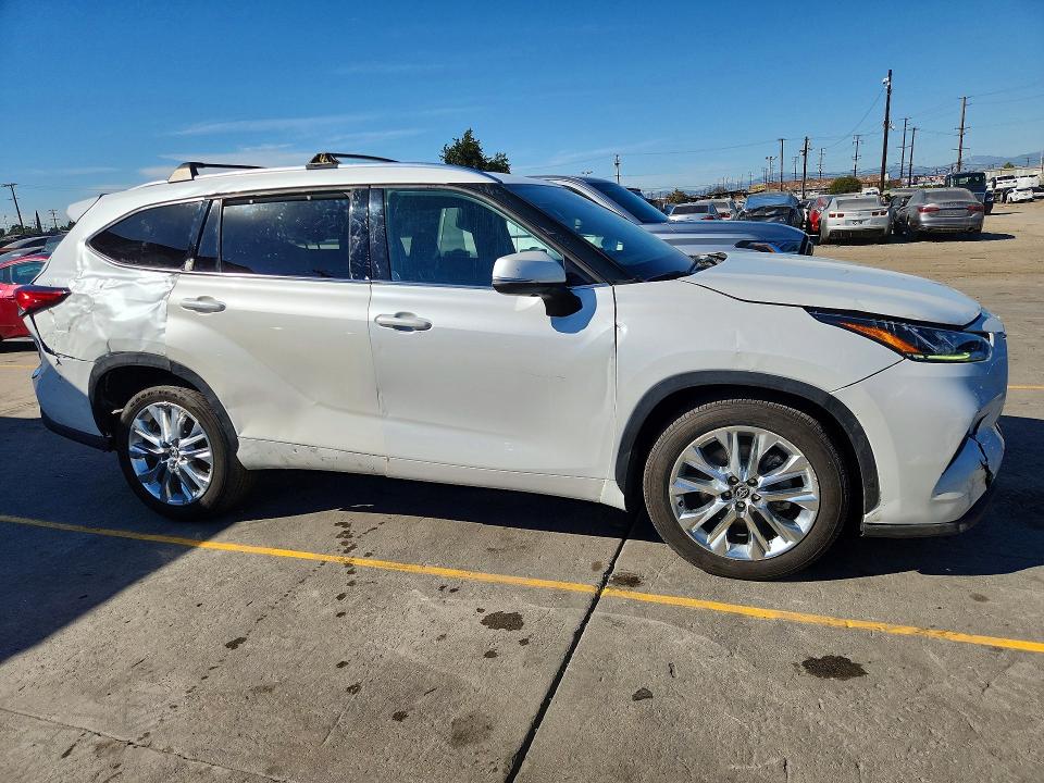 Aukcja sprzedaży 2022 Toyota Highlander, vin: 5TDDZRBH0NS214439, numer aukcji: 71635466