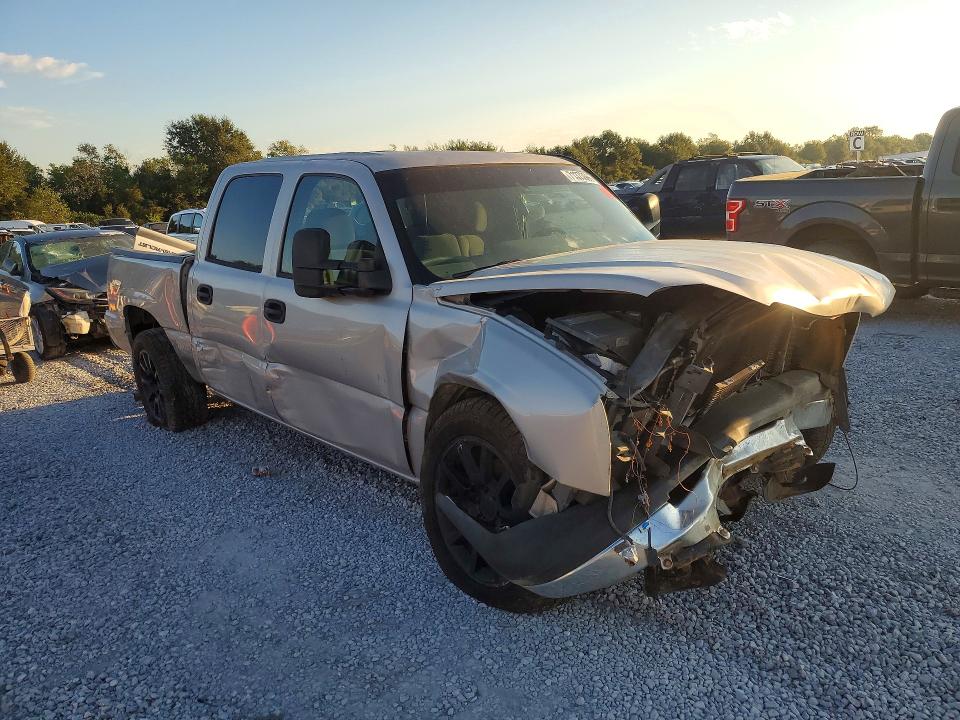 Продажа на аукционе авто 2005 Chevrolet Silverado, vin: 2GCEC13TX51257106, номер лота: 71373906