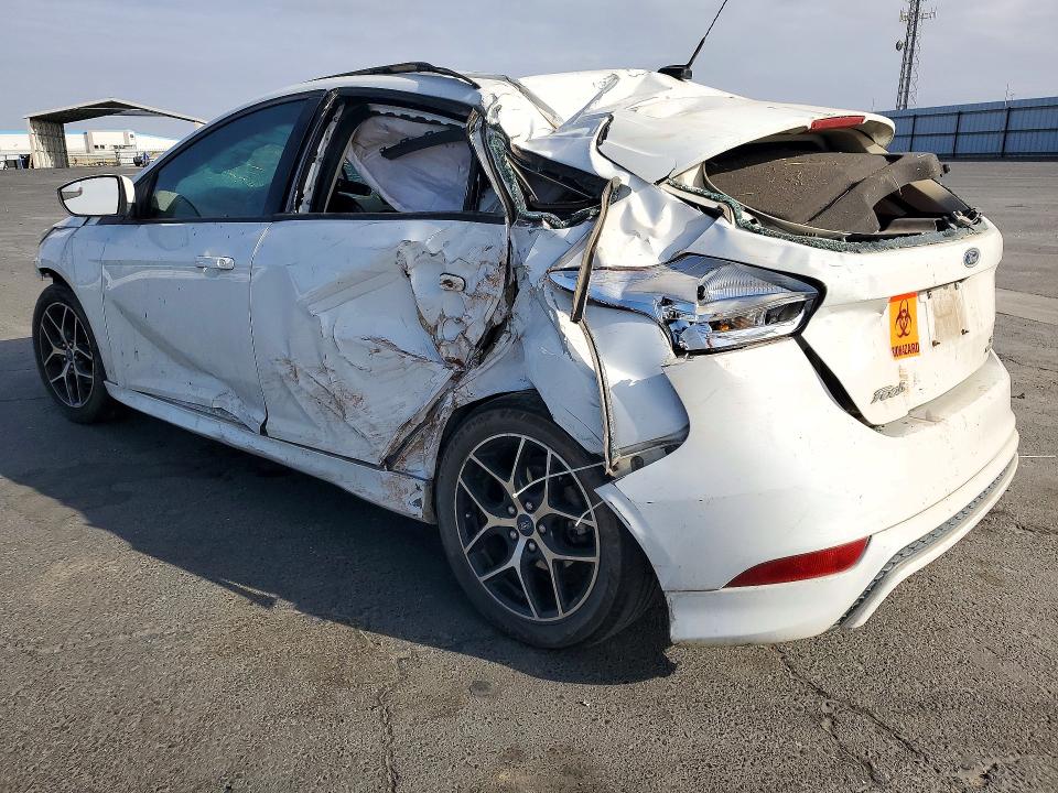 2016 Ford Focus მანქანა იყიდება აუქციონზე, vin: 1FADP3K27GL315633, აუქციონის ნომერი: 72724506