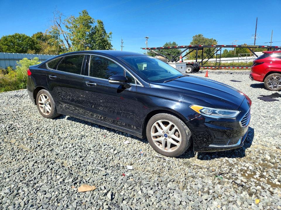 2019 Ford Fusion მანქანა იყიდება აუქციონზე, vin: 3FA6P0CD0KR182523, აუქციონის ნომერი: 72232506