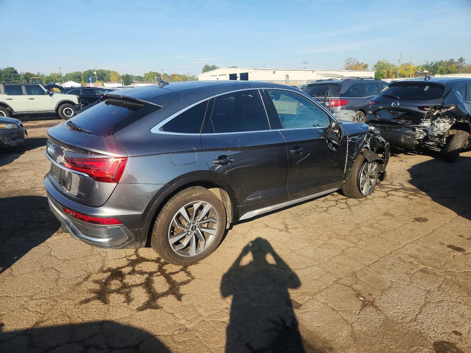 69518316 :رقم المزاد ، WA15AAFY7N2121006 vin ، 2022 Audi Q5 مزاد بيع