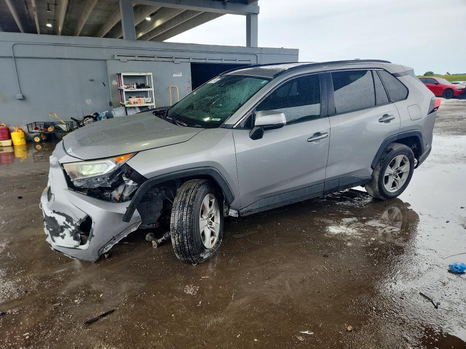 2019 Toyota Rav4 მანქანა იყიდება აუქციონზე, vin: 2T3W1RFV8KW013947, აუქციონის ნომერი: 71087646