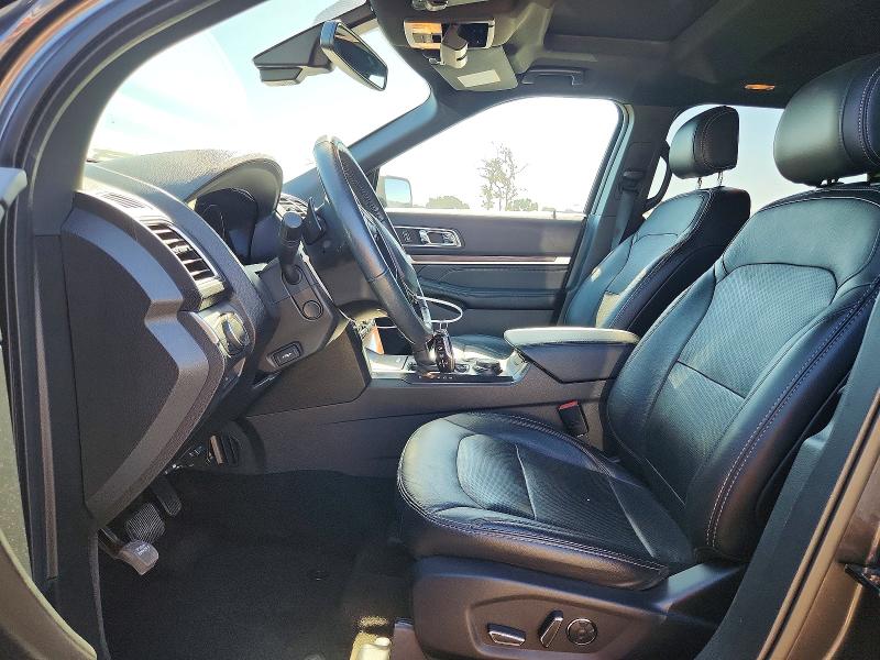 71262136 :رقم المزاد ، 1FM5K8F82HGE11989 vin ، 2017 Ford Explorer مزاد بيع