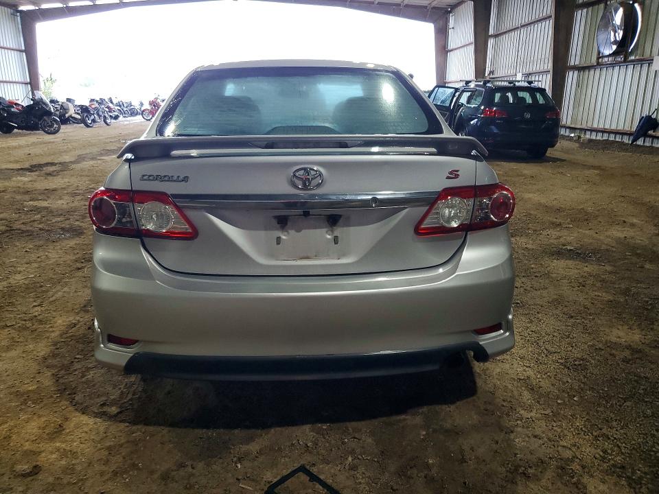 71244936 :رقم المزاد ، 2T1BU4EE5BC586972 vin ، 2011 Toyota Corolla مزاد بيع