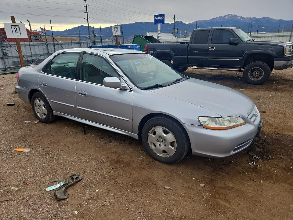 2001 Honda Accord მანქანა იყიდება აუქციონზე, vin: 1HGCG16511A041767, აუქციონის ნომერი: 74105246