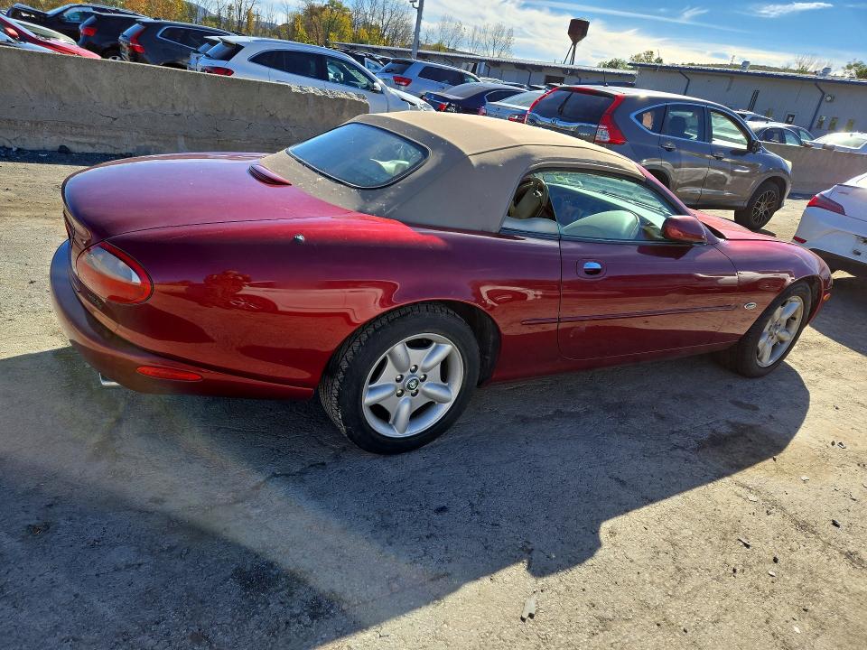 73777936 :رقم المزاد ، SAJGX2747VC003841 vin ، 1997 Jaguar Xk8 مزاد بيع
