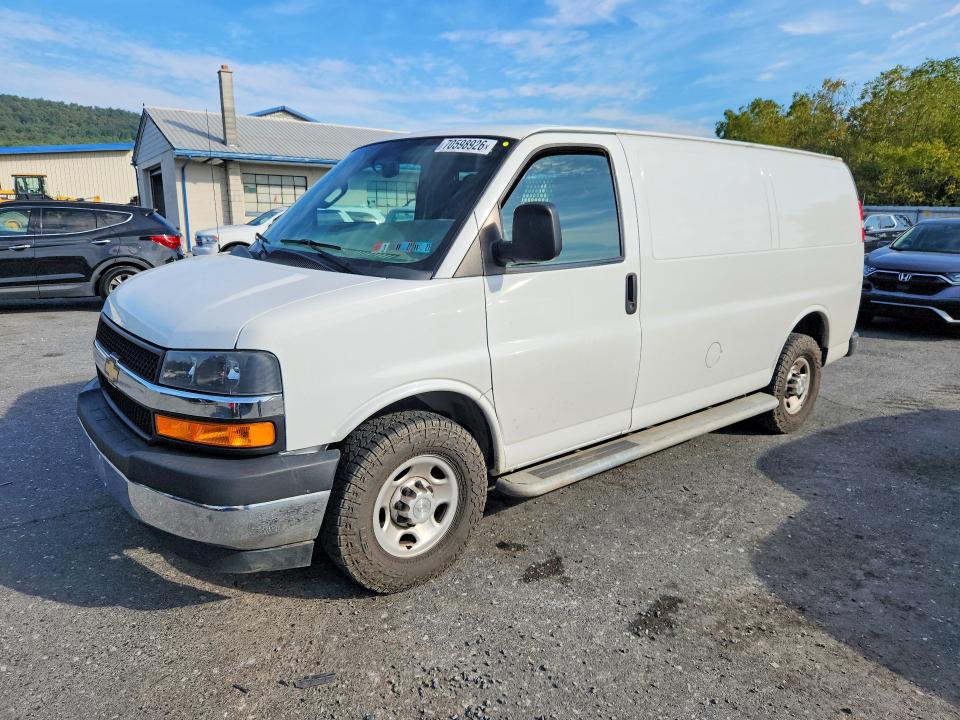 Auction sale of the 2019 Chevrolet Express 2500, vin: 1GCWGAFG4K1267316, lot number: 70598926
