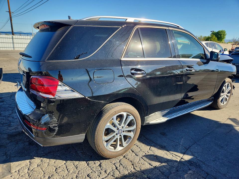 2016 Mercedes-benz Gle მანქანა იყიდება აუქციონზე, vin: 4JGDA5JB5GA687343, აუქციონის ნომერი: 71646726