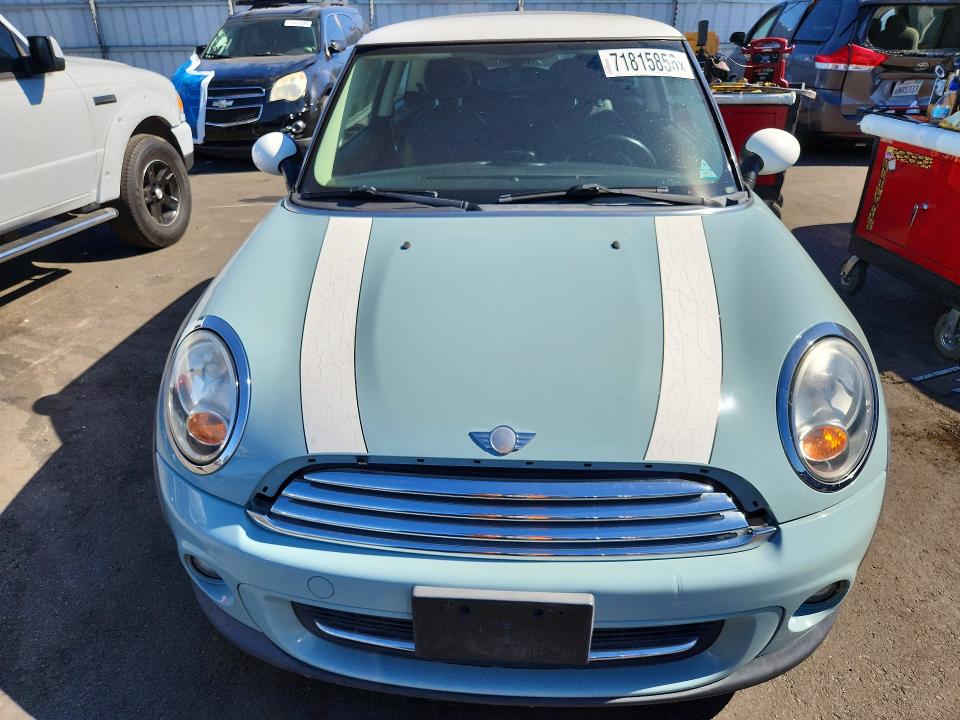 71815856 :رقم المزاد ، WMWSU3C59CT257261 vin ، 2012 Mini Cooper مزاد بيع