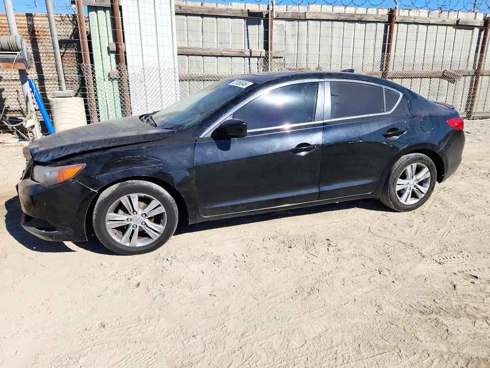 72709346 :رقم المزاد ، 19VDE3F78DE300366 vin ، 2013 Acura Ilx مزاد بيع