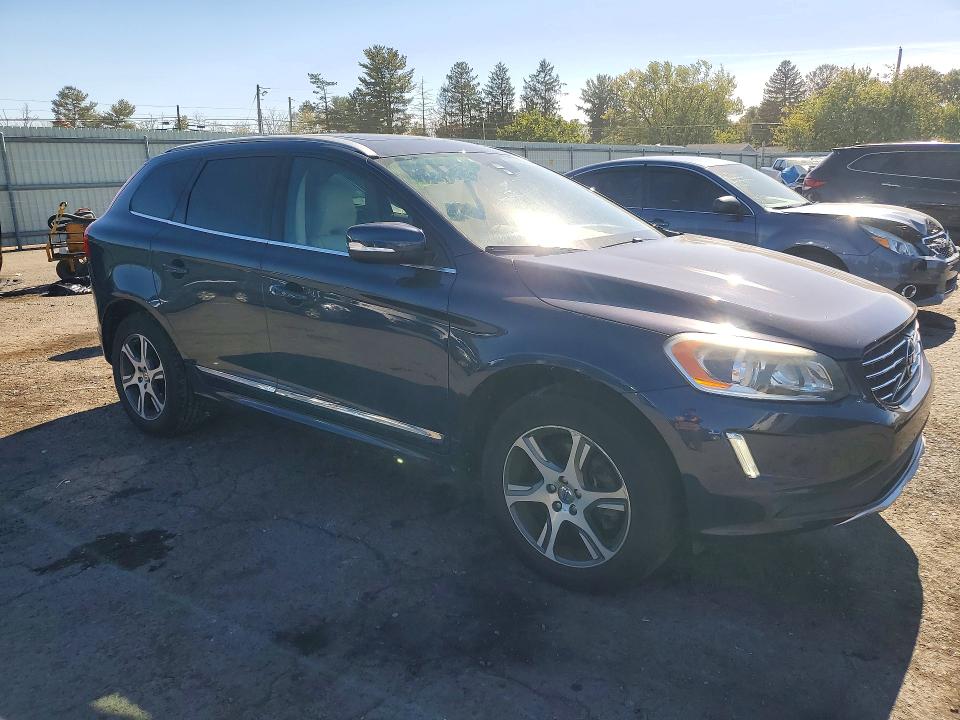 2014 Volvo Xc60 მანქანა იყიდება აუქციონზე, vin: YV4902DZXE2516242, აუქციონის ნომერი: 71995256
