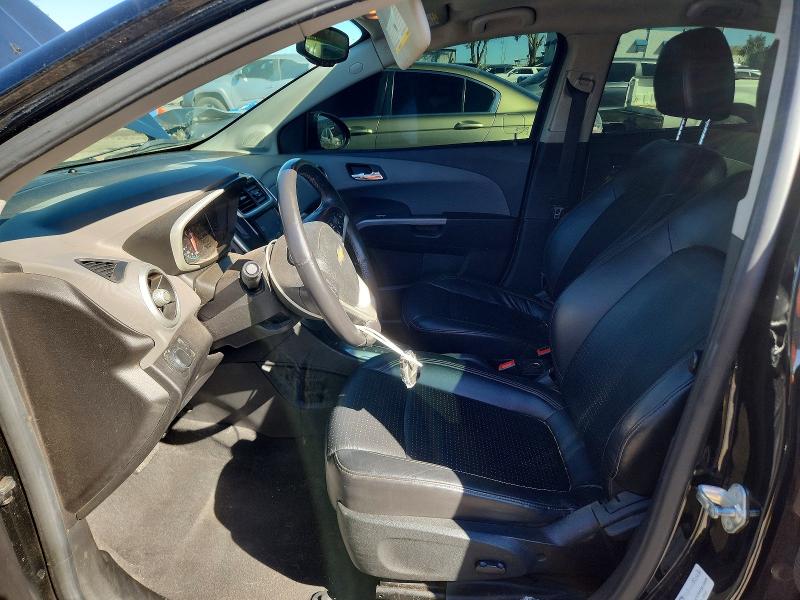 71420416 :رقم المزاد ، 1G1JF5SB4H4124221 vin ، 2017 Chevrolet Sonic مزاد بيع