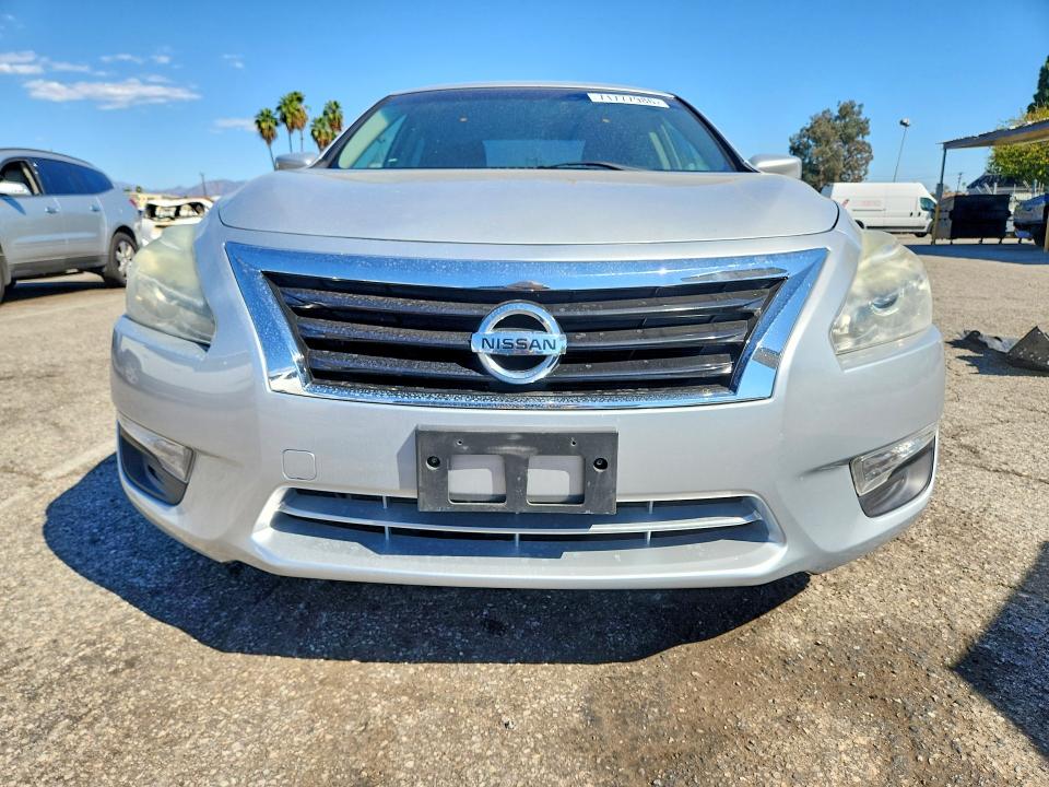 2015 Nissan Altima მანქანა იყიდება აუქციონზე, vin: 1N4AL3AP8FN363026, აუქციონის ნომერი: 71777986