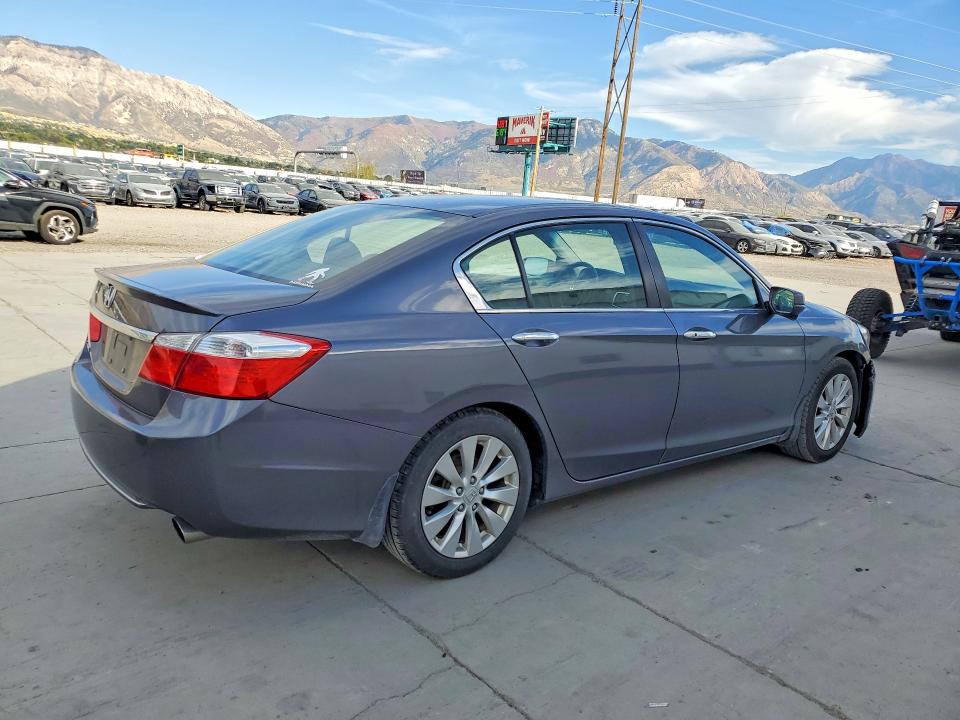71141986 :رقم المزاد ، 1HGCR2F79FA249534 vin ، 2015 Honda Accord مزاد بيع
