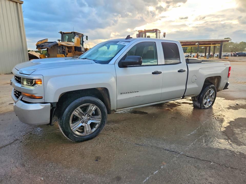 71388146 :رقم المزاد ، 1GCVKPEC7JZ373237 vin ، 2018 Chevrolet Silverado مزاد بيع