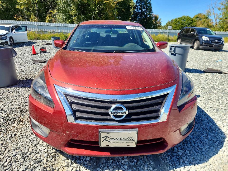 Продажа на аукционе авто 2015 Nissan Altima, vin: 1N4AL3AP6FC419525, номер лота: 71733896