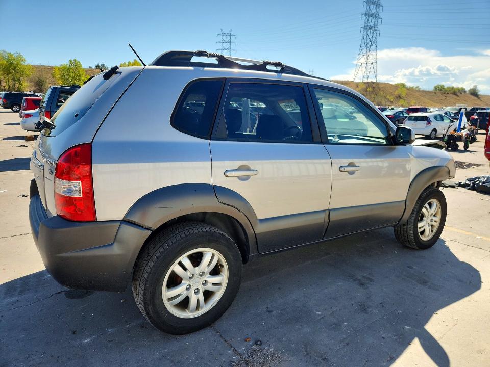 2006 Hyundai Tucson მანქანა იყიდება აუქციონზე, vin: KM8JN72DX6U358556, აუქციონის ნომერი: 71616886
