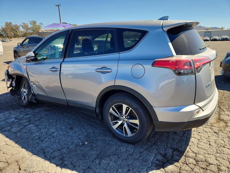 Продаж на аукціоні авто 2018 Toyota Rav4, vin: 2T3WFREV2JW519548, номер лоту: 71256186