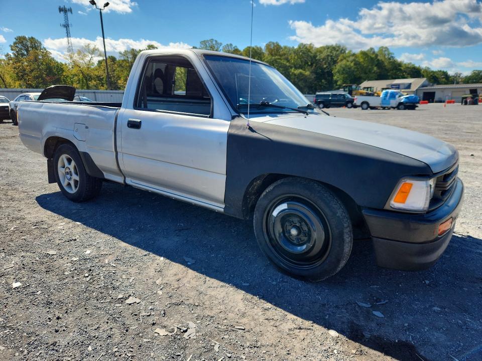 Aukcja sprzedaży 1991 Toyota Pickup, vin: JT4RN81A6M5120599, numer aukcji: 71802366