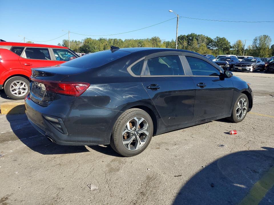 72000926 :رقم المزاد ، 3KPF24AD1KE014836 vin ، 2019 Kia Forte مزاد بيع