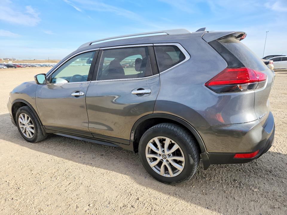 2017 Nissan Rogue მანქანა იყიდება აუქციონზე, vin: 5N1AT2MV4HC855660, აუქციონის ნომერი: 71493906