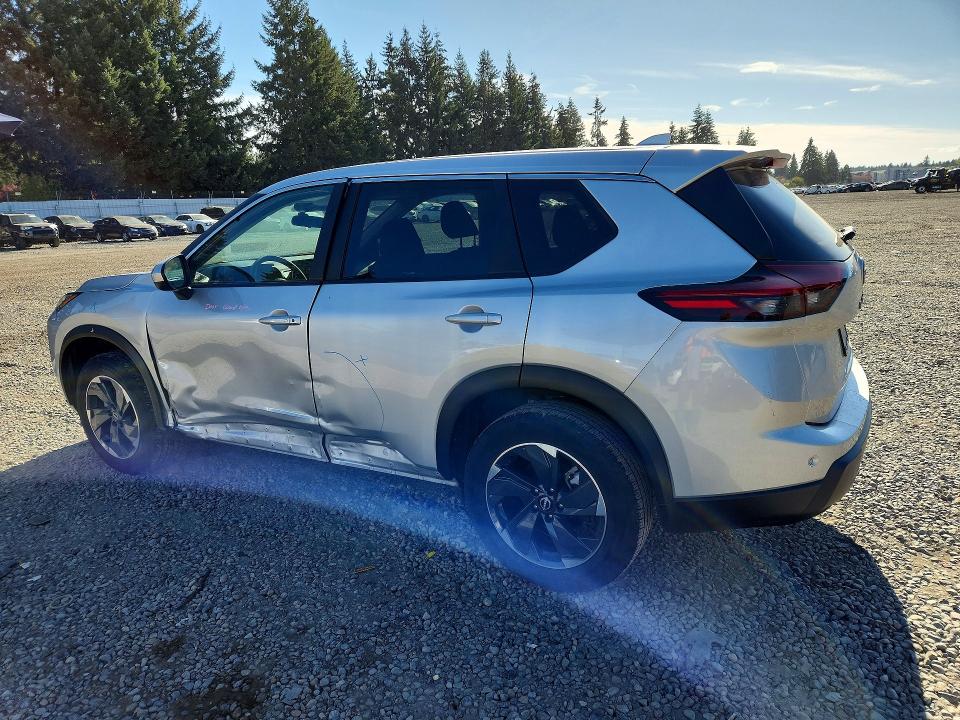 Продажа на аукционе авто 2024 Nissan Rogue, vin: 5N1BT3BA7RC703447, номер лота: 73521026