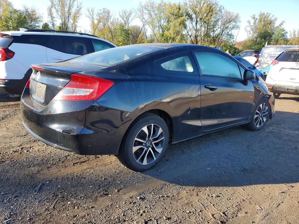 Продажа на аукционе авто 2013 Honda Civic, vin: 2HGFG3B83DH500733, номер лота: 71062866