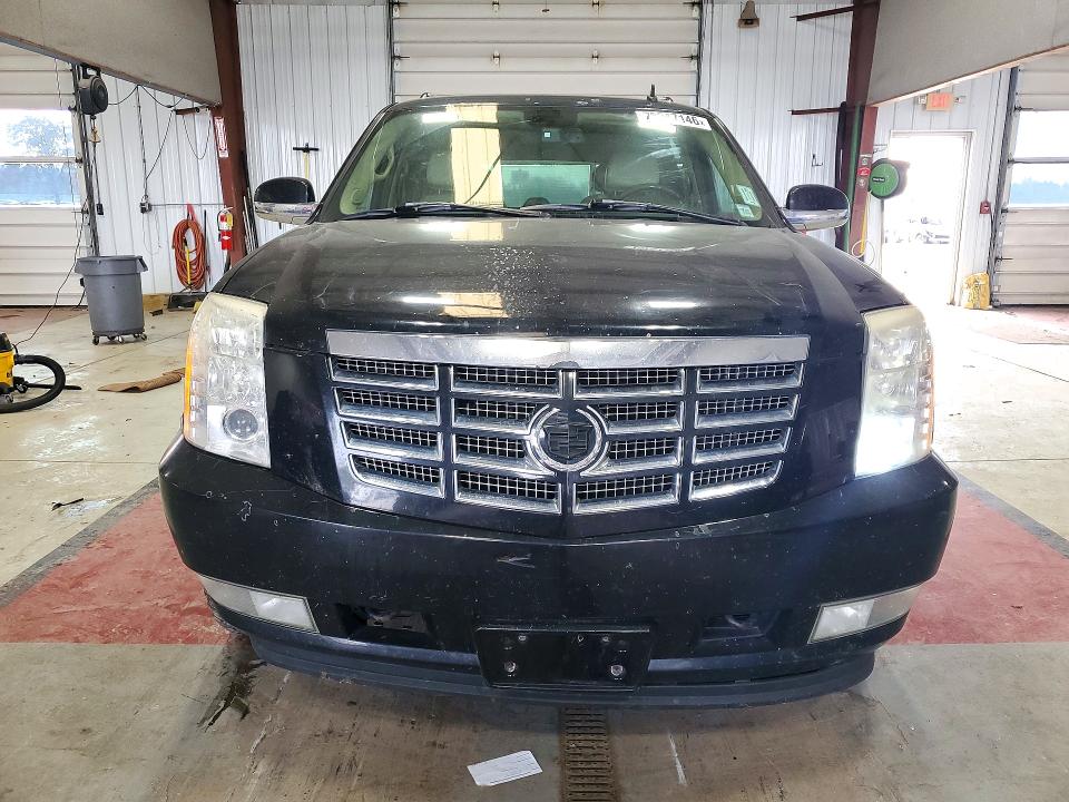 2009 Cadillac Escalade მანქანა იყიდება აუქციონზე, vin: 1GYFK262X9R176288, აუქციონის ნომერი: 73247146