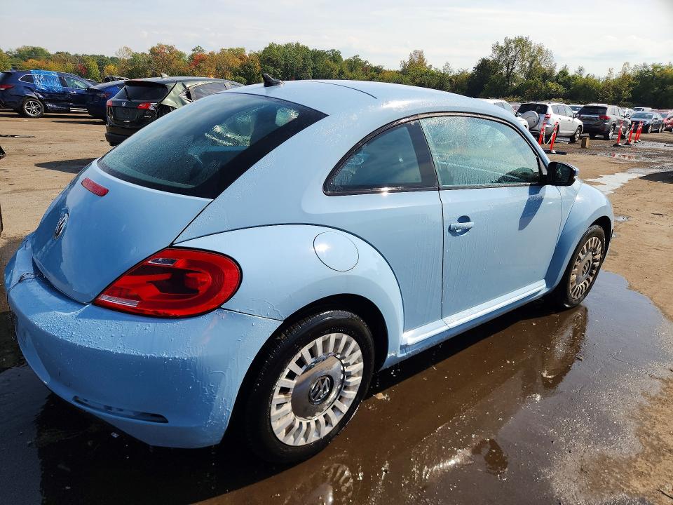2014 Volkswagen Beetle მანქანა იყიდება აუქციონზე, vin: 3VWJ17AT3EM666421, აუქციონის ნომერი: 71235826