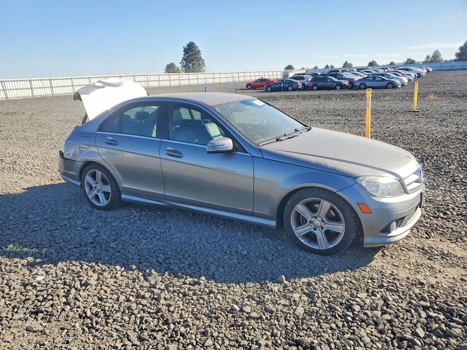 2010 Mercedes-benz C მანქანა იყიდება აუქციონზე, vin: WDDGF8BB4AR111101, აუქციონის ნომერი: 71642446